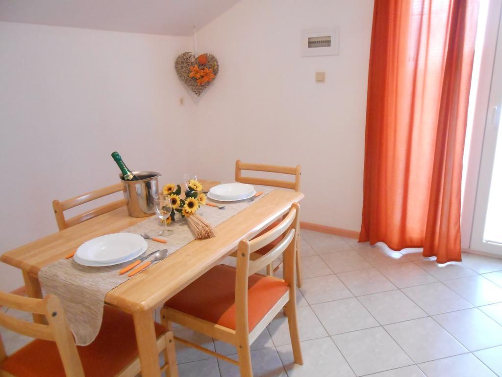 Boutique Apartments Julija Vodice Oda fotoğraf
